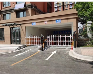 小區(qū)停車場(chǎng)出入口設(shè)備